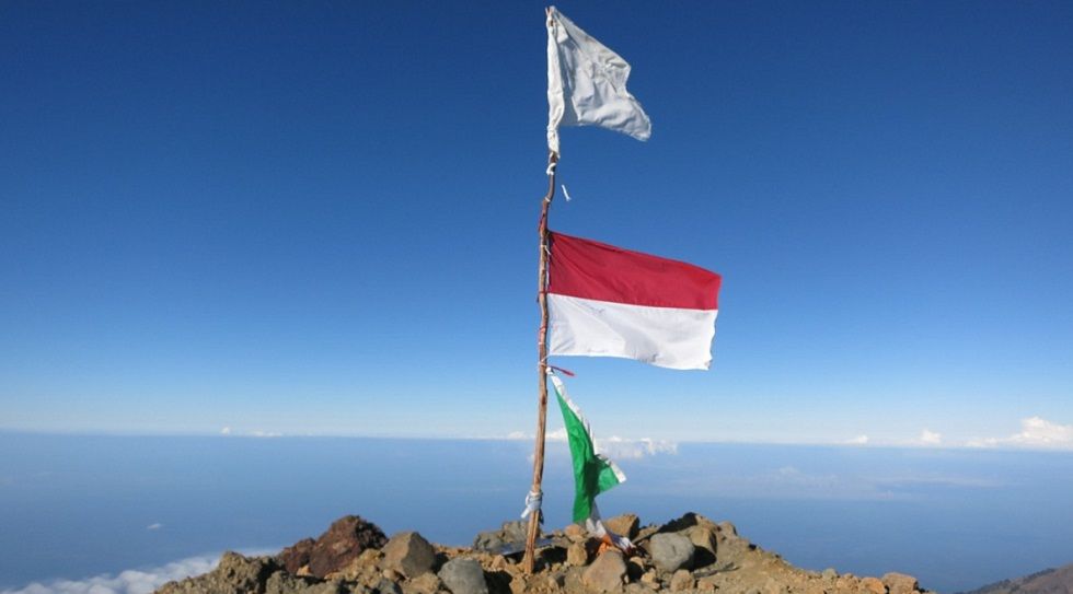 Detail Foto Bendera Bergerak Nomer 23