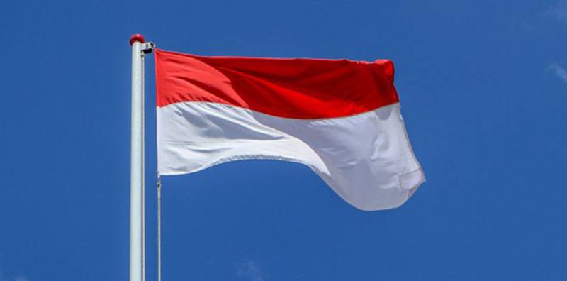 Detail Foto Bendera Indonesia Berkibar Nomer 7