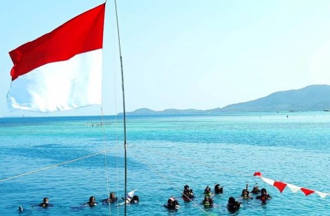 Detail Foto Bendera Merah Putih Berkibar Nomer 31