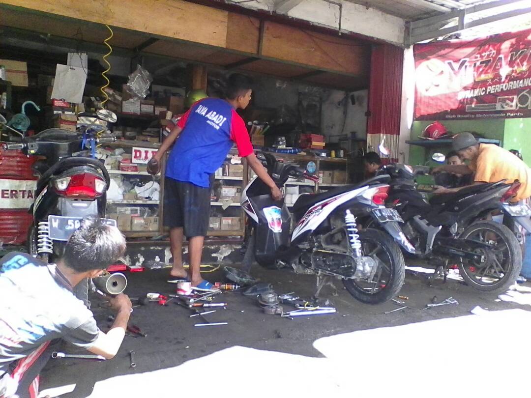 Download Foto Bengkel Motor Nomer 10