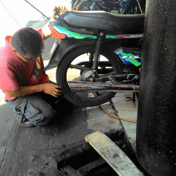 Detail Foto Bengkel Motor Nomer 28