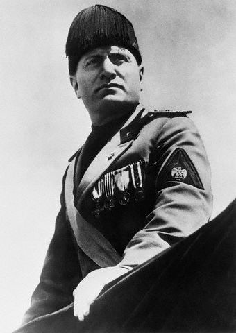 Detail Foto Benito Mussolini Nomer 21