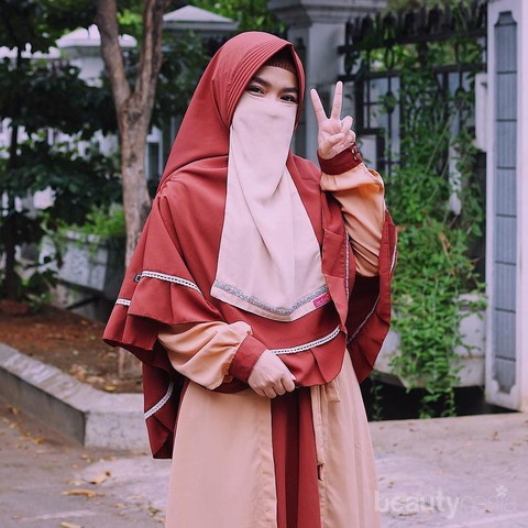 Detail Foto Berhijab Cadar Nomer 47