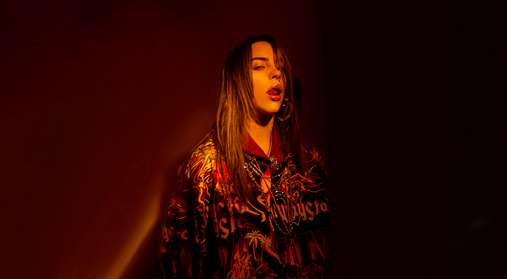 Detail Foto Billie Eilish Keren Nomer 15