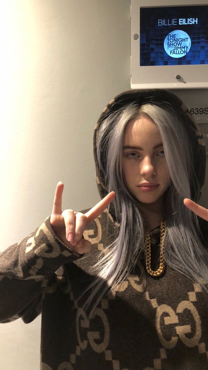 Detail Foto Billie Eilish Keren Nomer 20