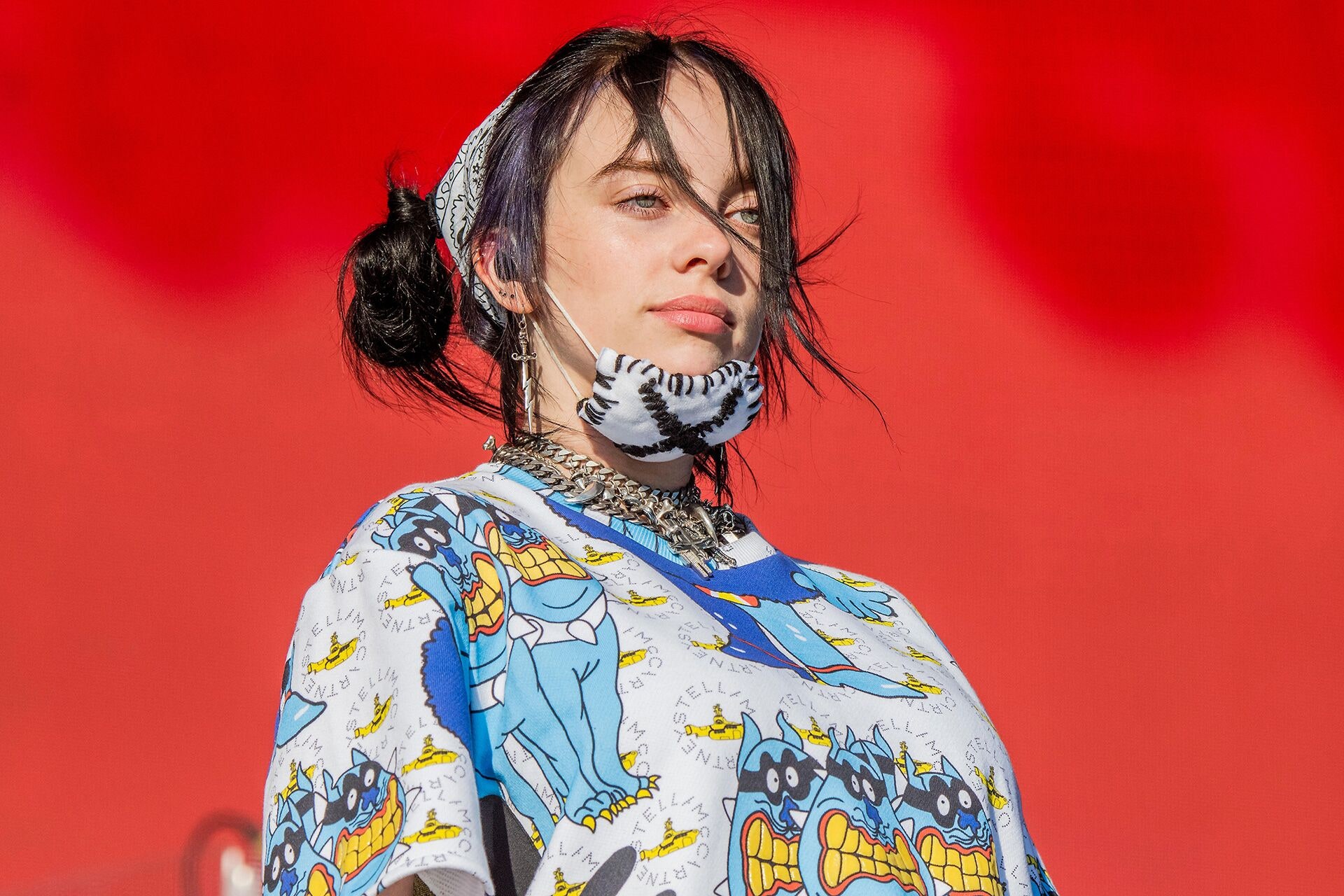 Detail Foto Billie Eilish Keren Nomer 43