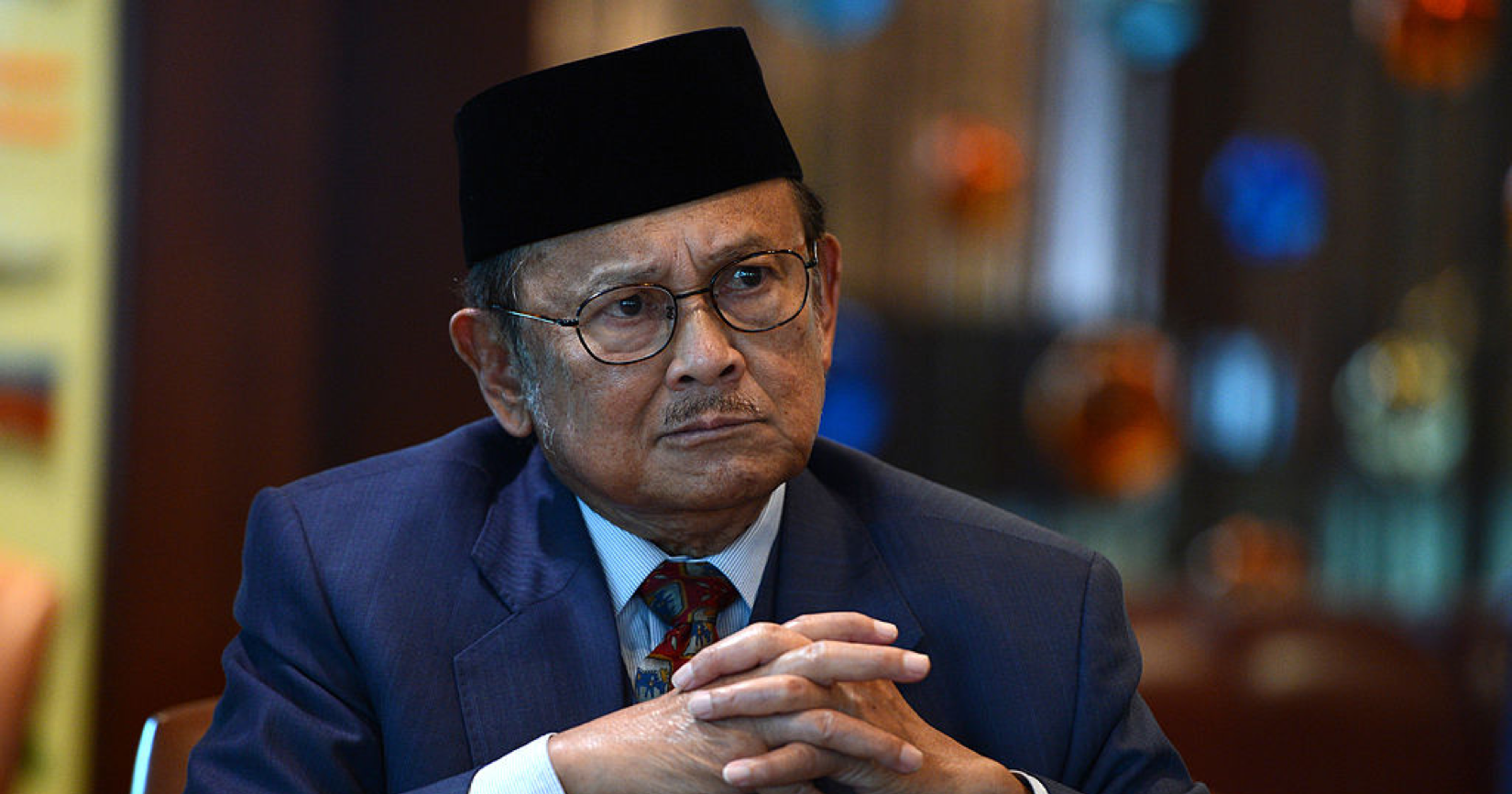 Detail Foto Bj Habibie Png Nomer 25