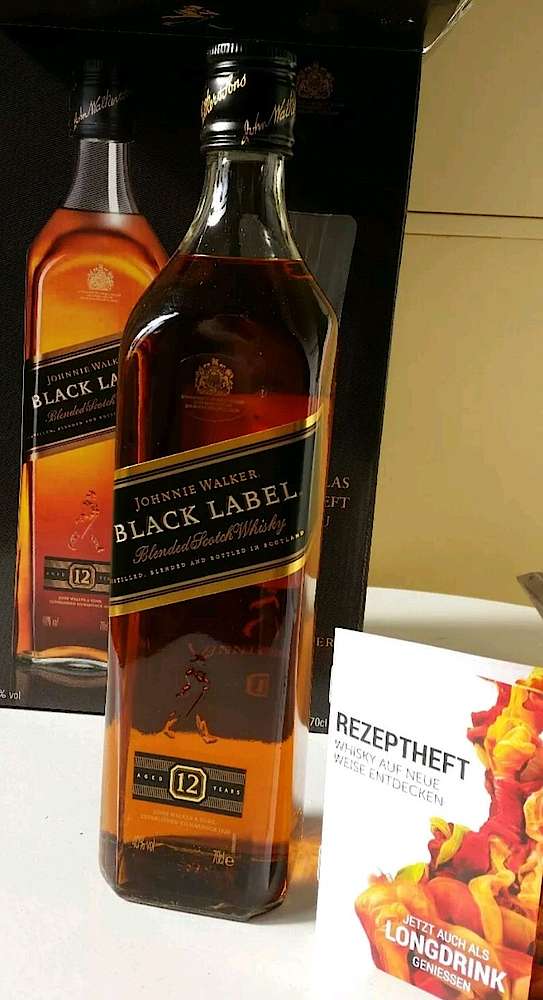 Detail Foto Black Label Whiskey Nomer 14