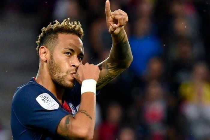 Detail Foto Bola Neymar Nomer 22