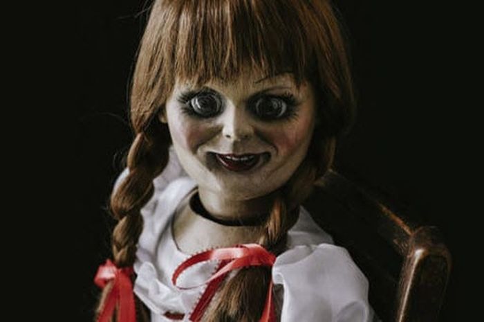 Detail Foto Boneka Annabelle Nomer 16