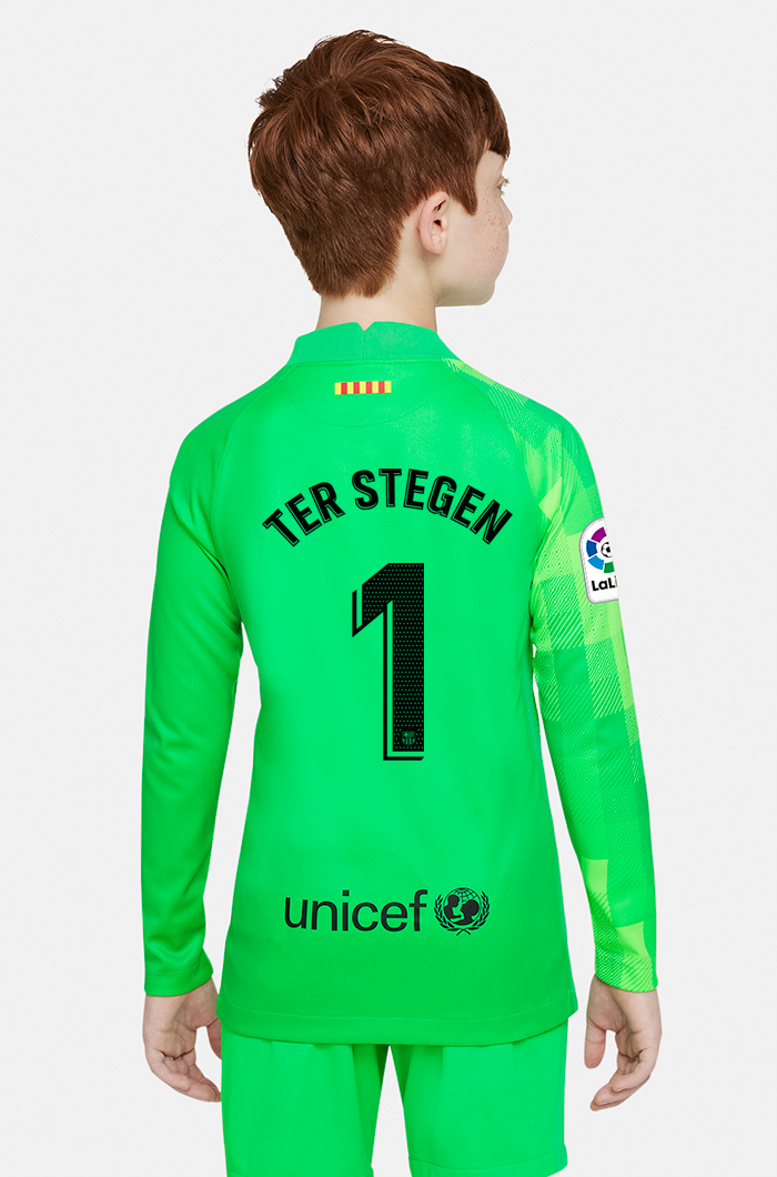 Detail Ter Stegen Trikot Nomer 4