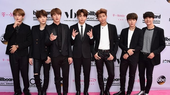 Detail Foto Bts Awal Debut Nomer 22