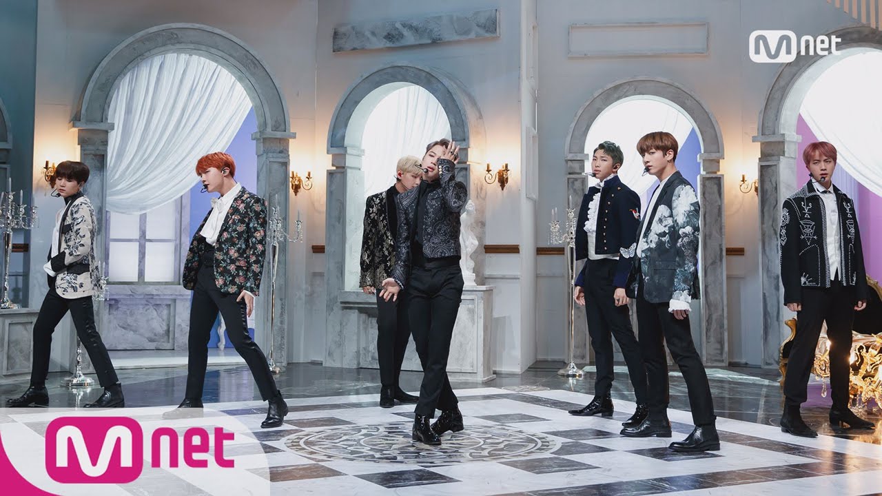 Detail Foto Bts Blood Sweat And Tears Nomer 6