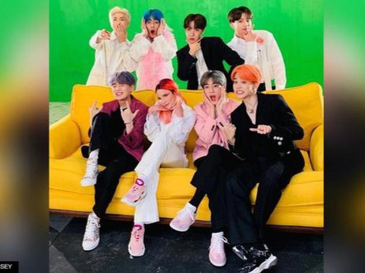 Detail Foto Bts Boy With Luv Nomer 51