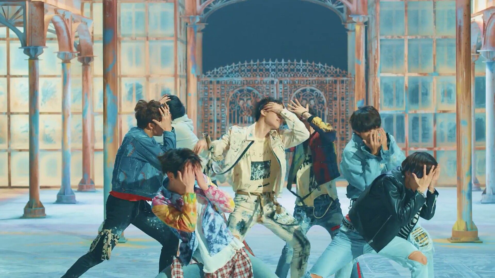 Detail Foto Bts Fake Love Nomer 25