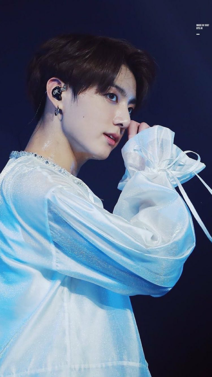 Detail Foto Bts Jungkook Wallpaper Nomer 22