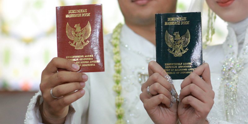 Detail Foto Buku Nikah Warna Apa Nomer 6