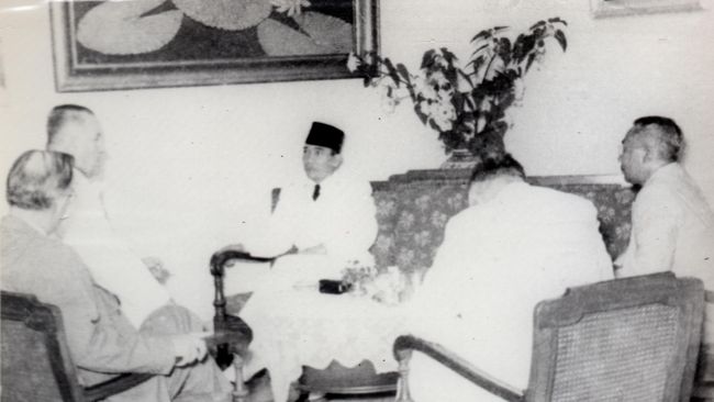 Detail Foto Bung Karno Dan Bung Hatta Nomer 32