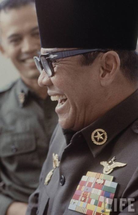 Detail Foto Bung Karno Dan Pusakanya Nomer 39