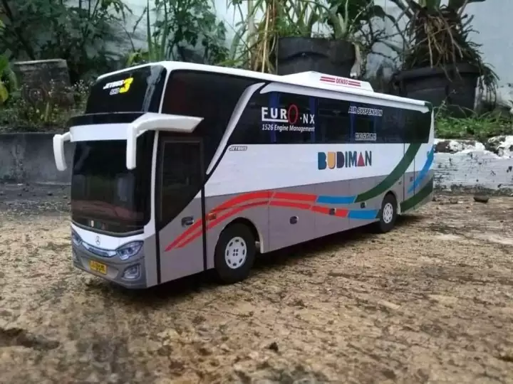 Detail Foto Bus Budiman Nomer 42
