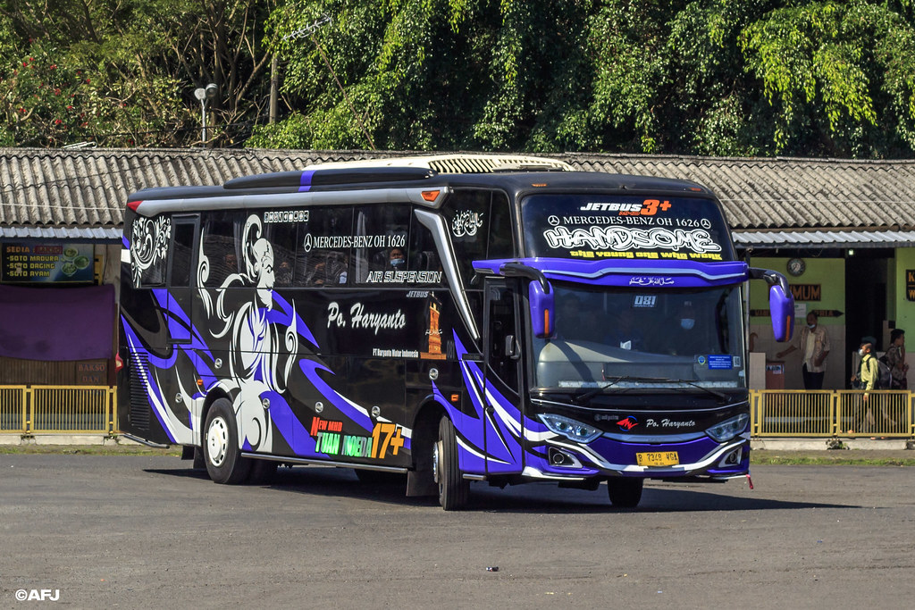 Detail Foto Bus Haryanto Nomer 21