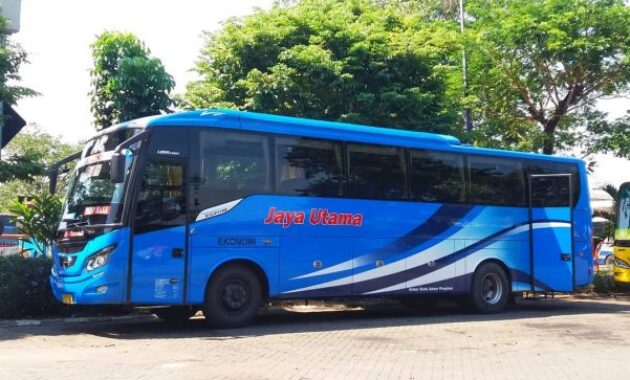 Detail Foto Bus Jaya Utama Nomer 31