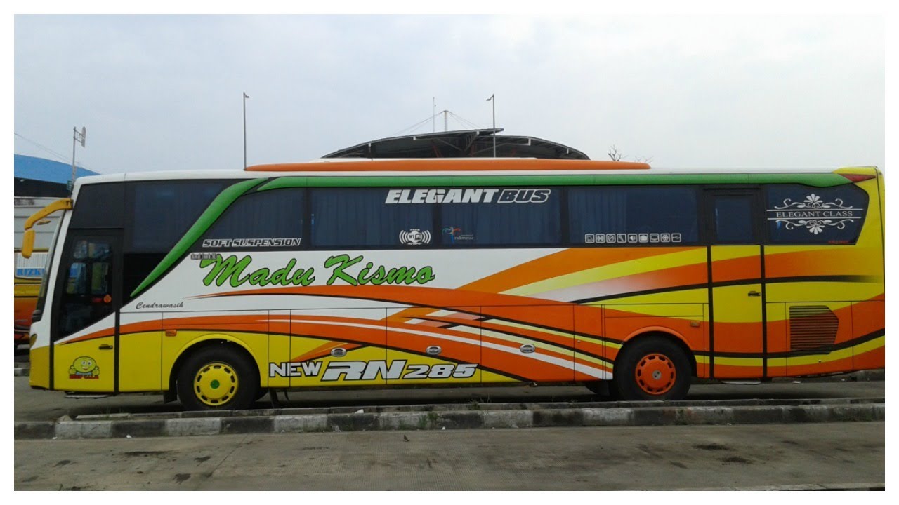 Detail Foto Bus Madu Kismo Nomer 8