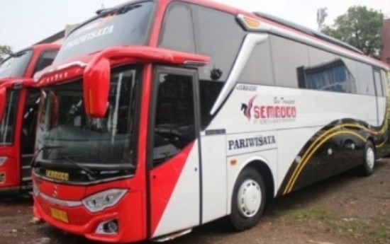 Bus Pariwisata Keren Indonesia: Lebih dari Sekadar Transportasi, Sebuah Pengalaman