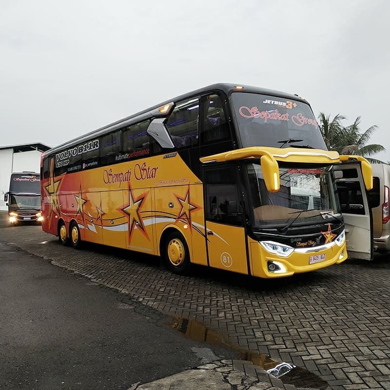 Detail Foto Bus Sempati Star Nomer 9