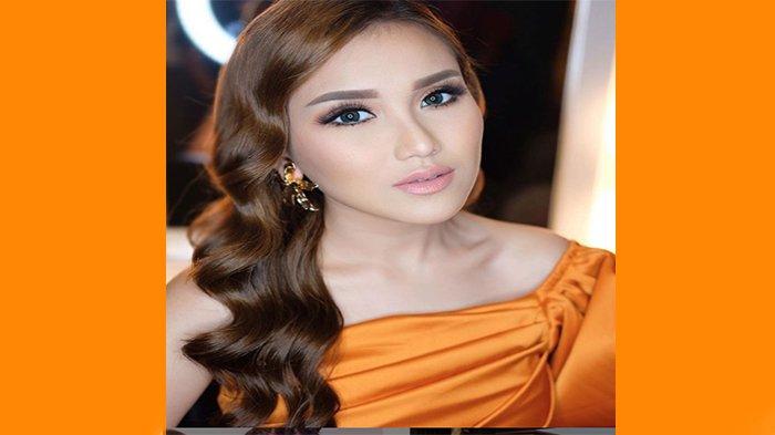 Detail Foto Cantik Ayu Ting Ting Nomer 29