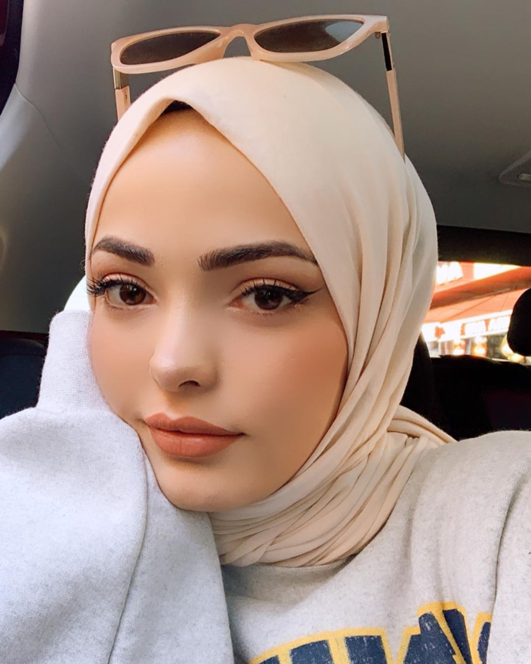 Detail Foto Cantik Wanita Berhijab Nomer 6