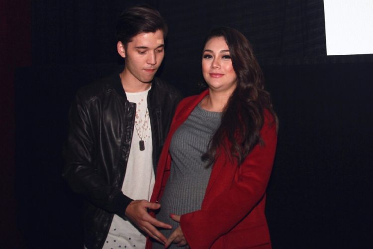 Foto Celine Evangelista Dan Stefan William - KibrisPDR