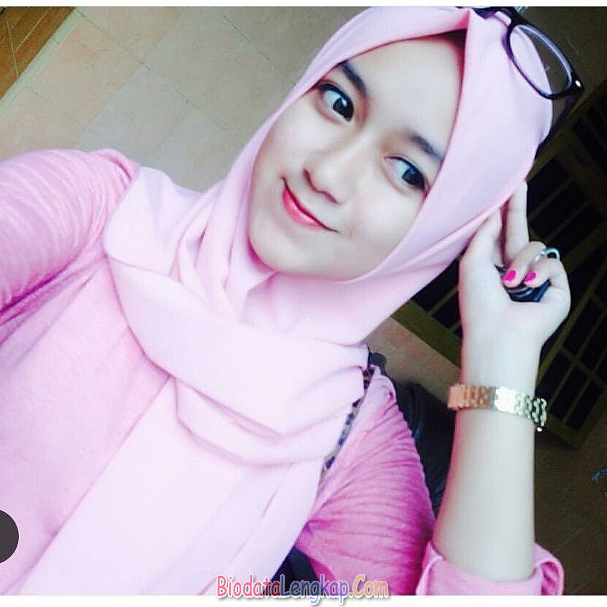 Detail Foto Cewe Cantik Berjilbab Nomer 30