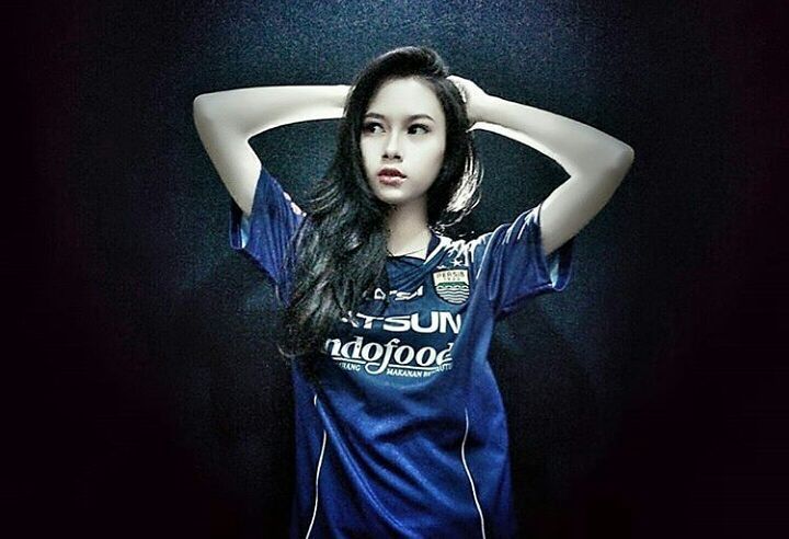 Foto Cewe Persib - KibrisPDR