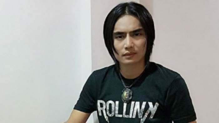 Detail Foto Charly Setia Band Nomer 15