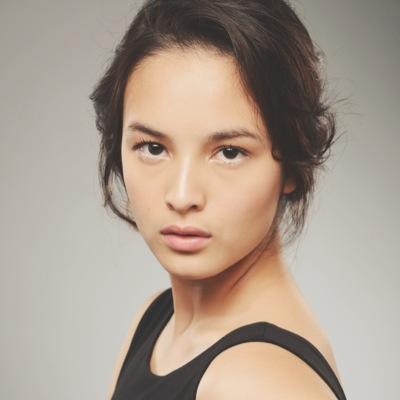 Detail Foto Chelsea Islan Nomer 9