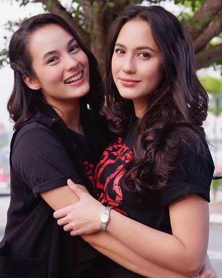 Detail Foto Chelsea Islan Nomer 46