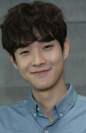 Detail Foto Choi Woo Shik Nomer 45