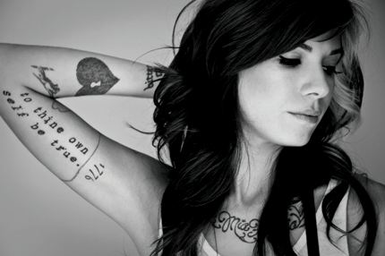 Detail Foto Christina Perry Nomer 19