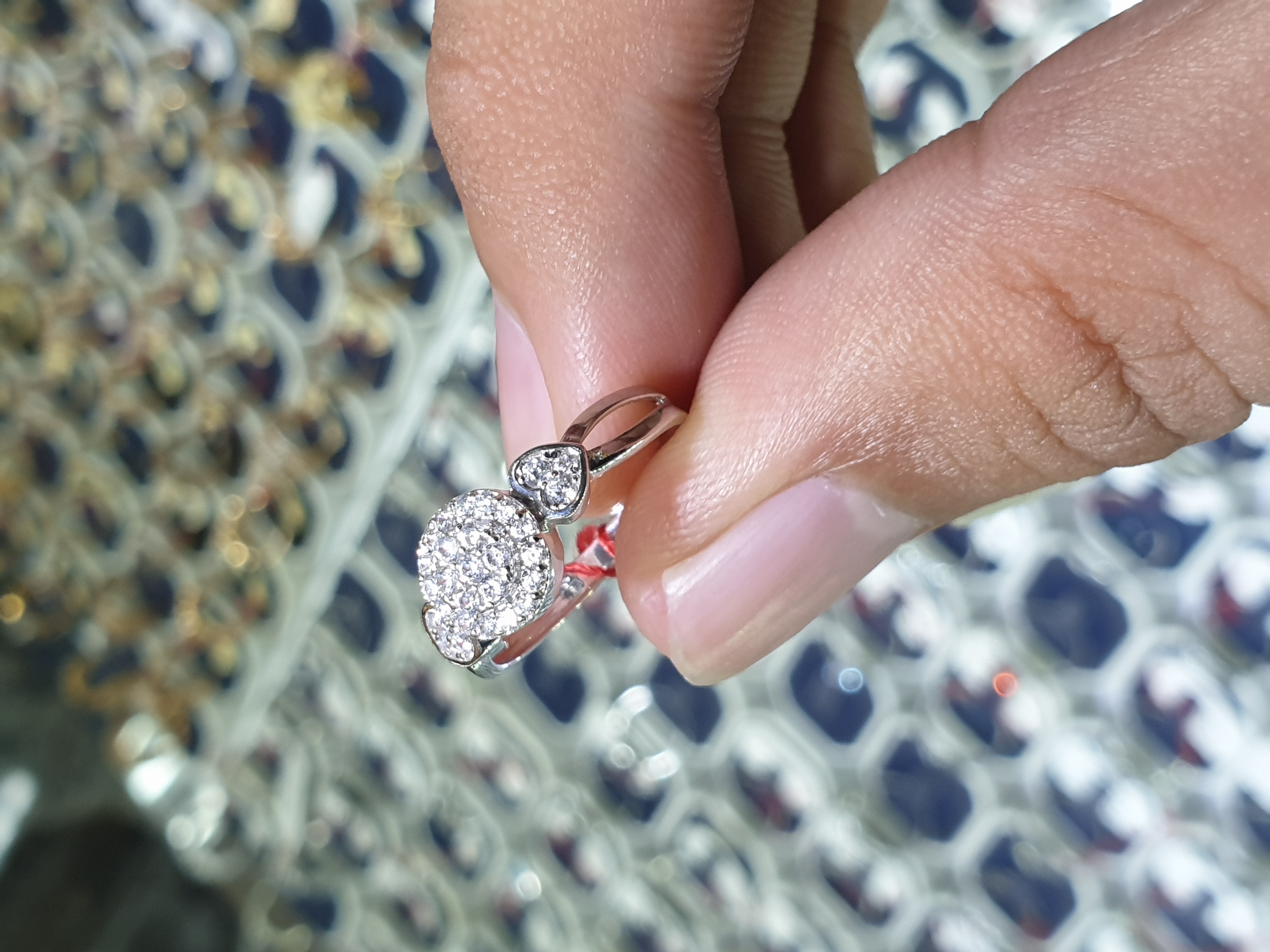 Detail Foto Cincin Emas Putih Nomer 18