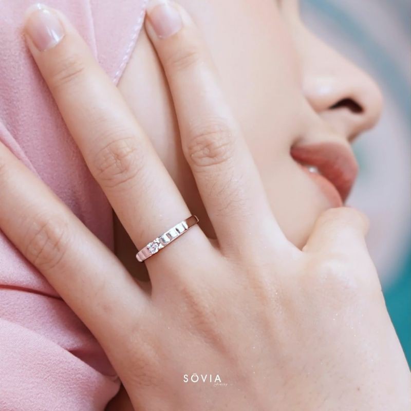 Detail Foto Cincin Emas Putih Nomer 40