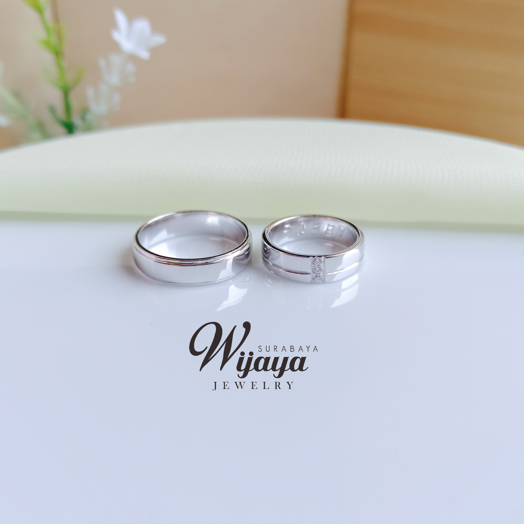 Detail Foto Cincin Tunangan Terbaru Nomer 29