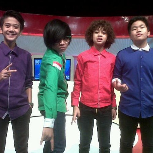 Detail Foto Cjr Waktu Kecil Nomer 29