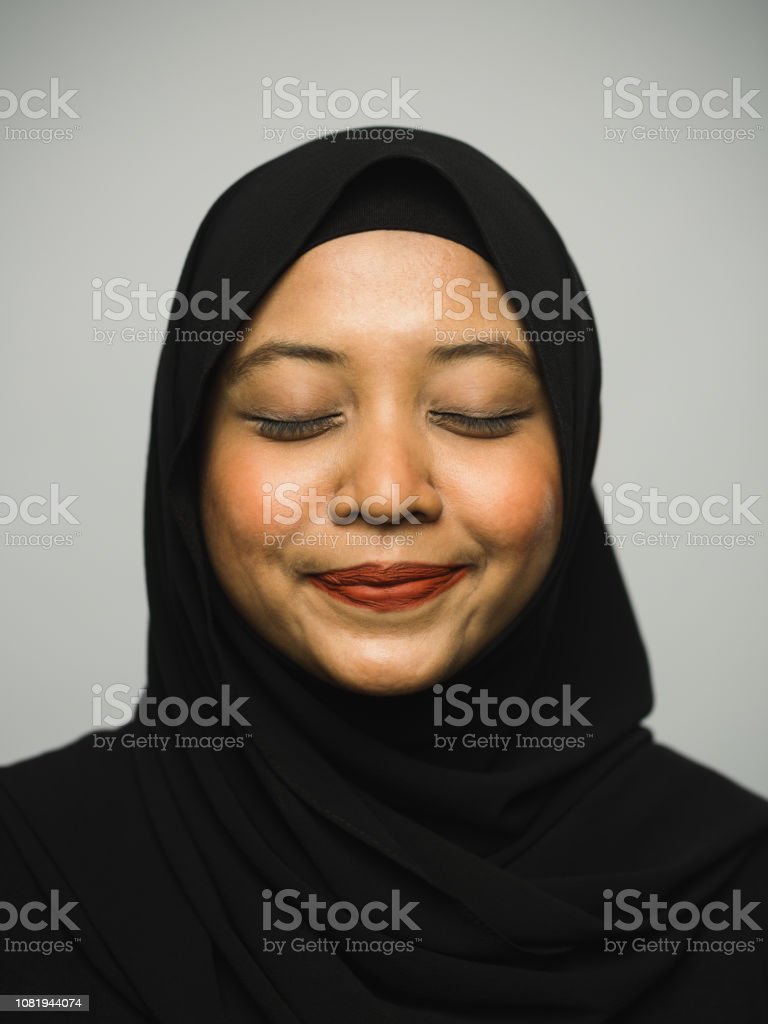 Detail Foto Close Up Hijab Nomer 29