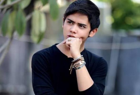 Detail Foto Cowo Ganteng Indonesia Nomer 18