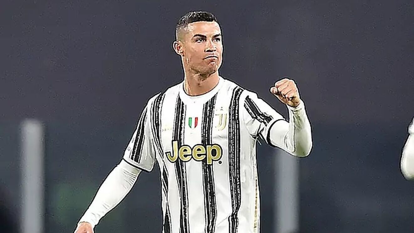 Detail Foto Cristiano Ronaldo Juventus Nomer 33