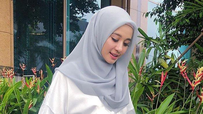 Detail Foto Cwe Berhijab Nomer 23