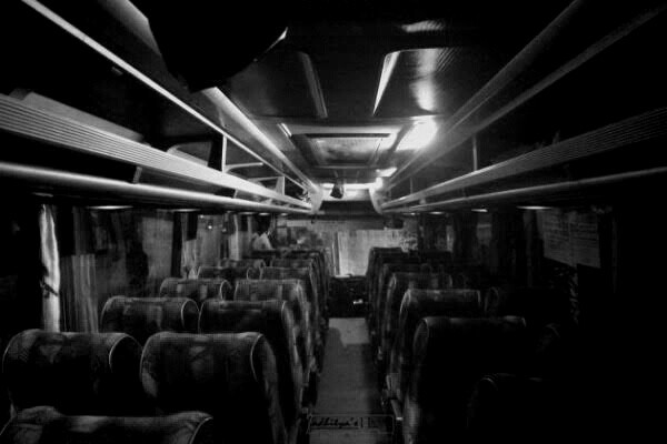 Detail Foto Dalam Bus Malam Hari Nomer 16