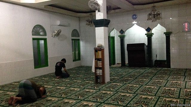 Detail Foto Dalam Masjid Nomer 38