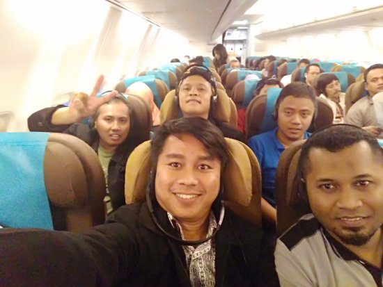 Foto Dalam Pesawat Garuda - KibrisPDR